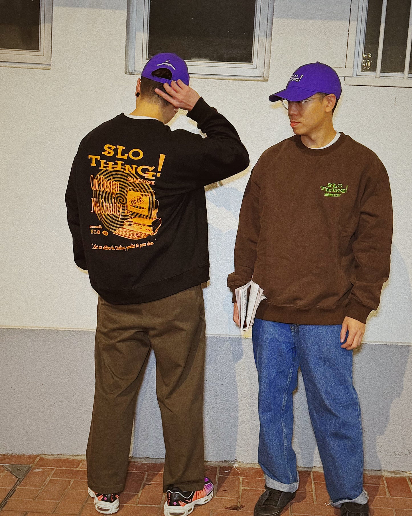 "Dot-com" Oversized Crewneck Sweater /Black