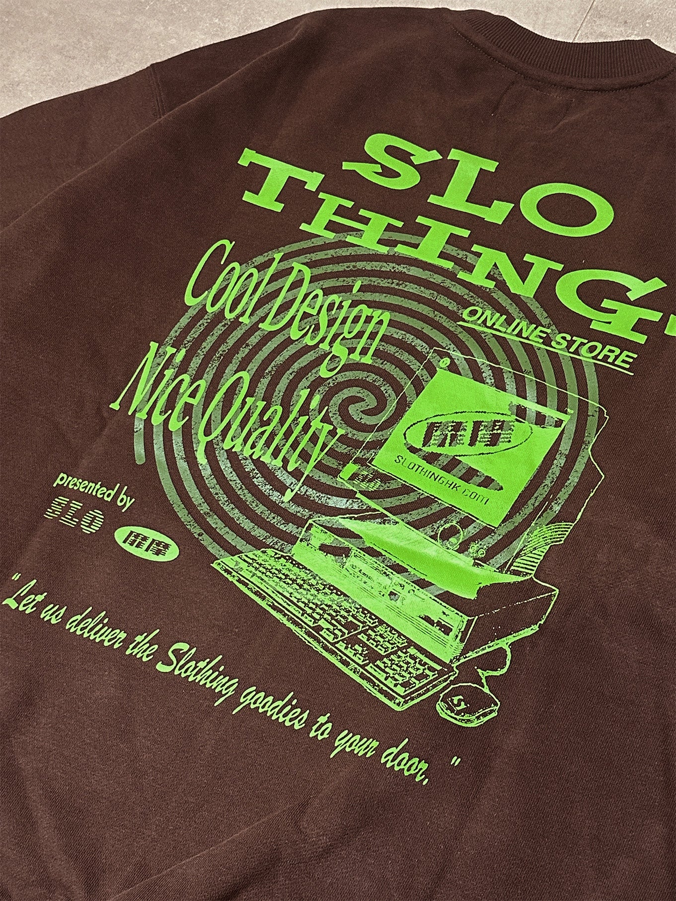 "Dot-com" Oversized Crewneck Sweater /Brown Chestnut